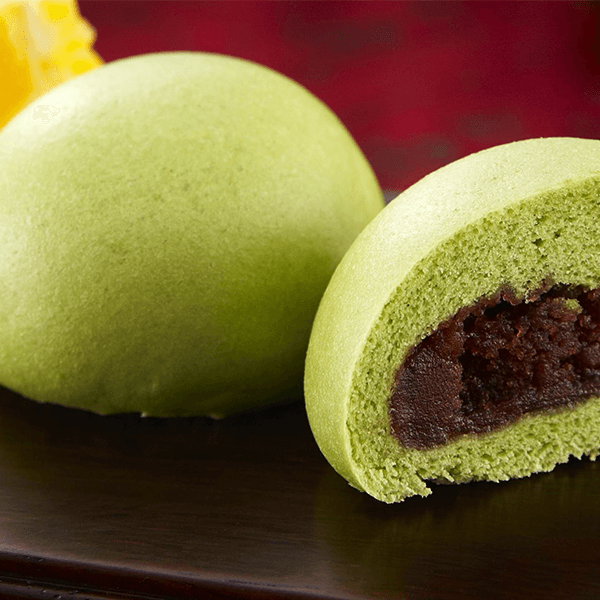 抹茶紅豆包Matcha and Red Bean Bun
